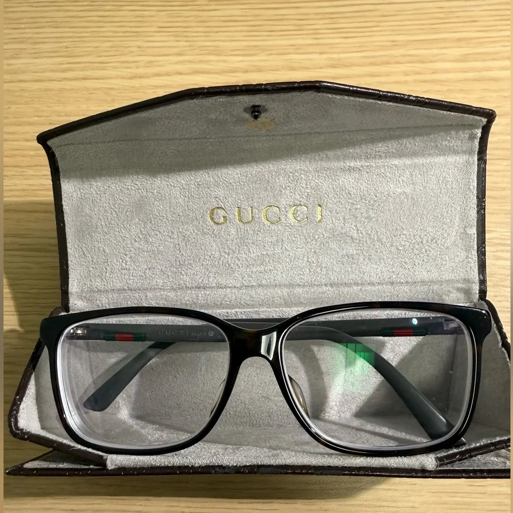 Gucci Tortoise Eyeglasses | Excellent Condition - Picture 8 of 8
